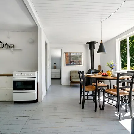 Дом отдыха Krister - 900m From The Sea By Interhome Хасле