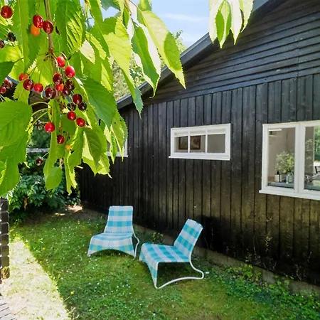 Hébergement de vacances Krister - 900m From The Sea By Interhome